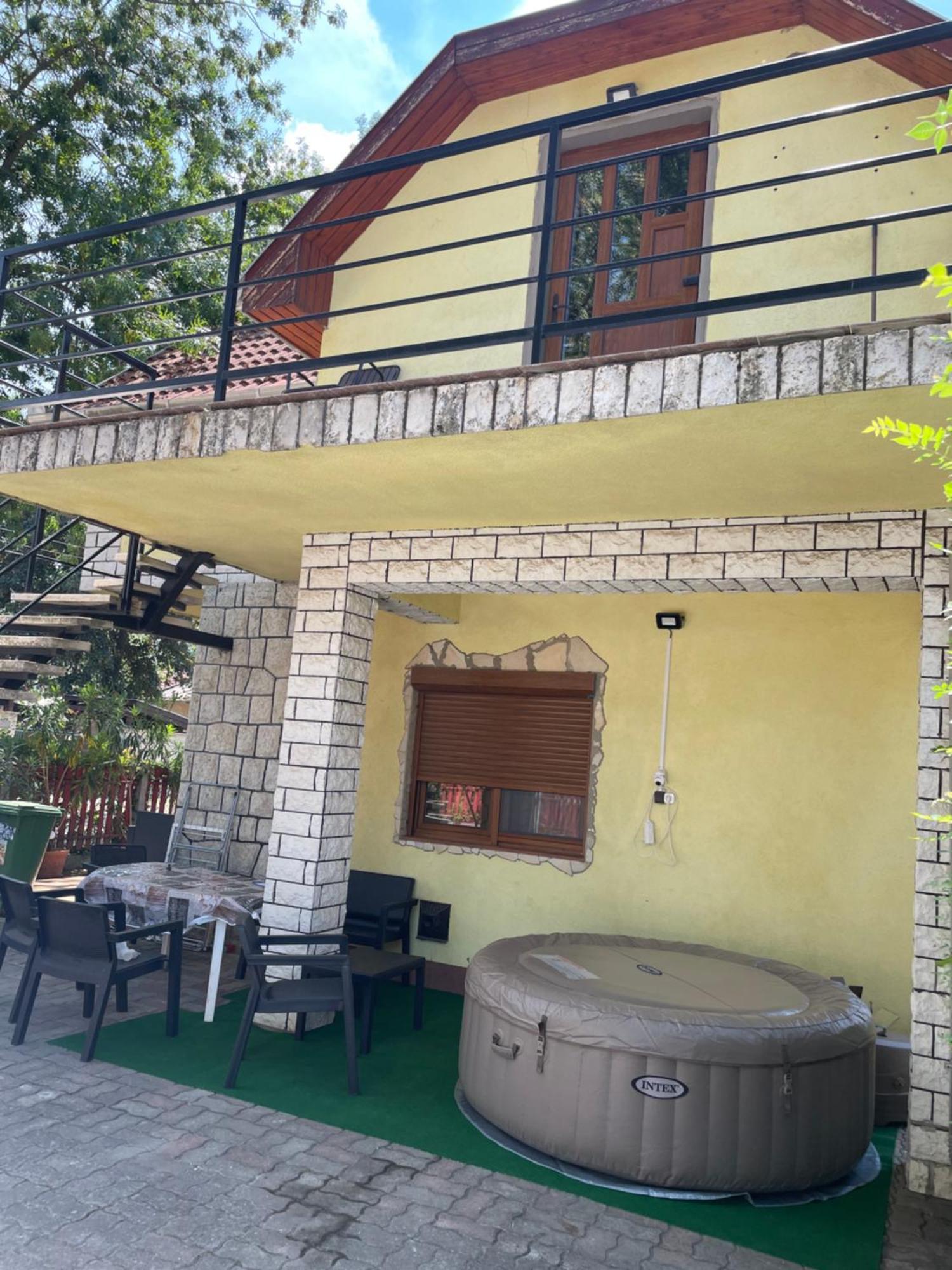 Edu Apartman Hajduszoboszlo Exterior photo